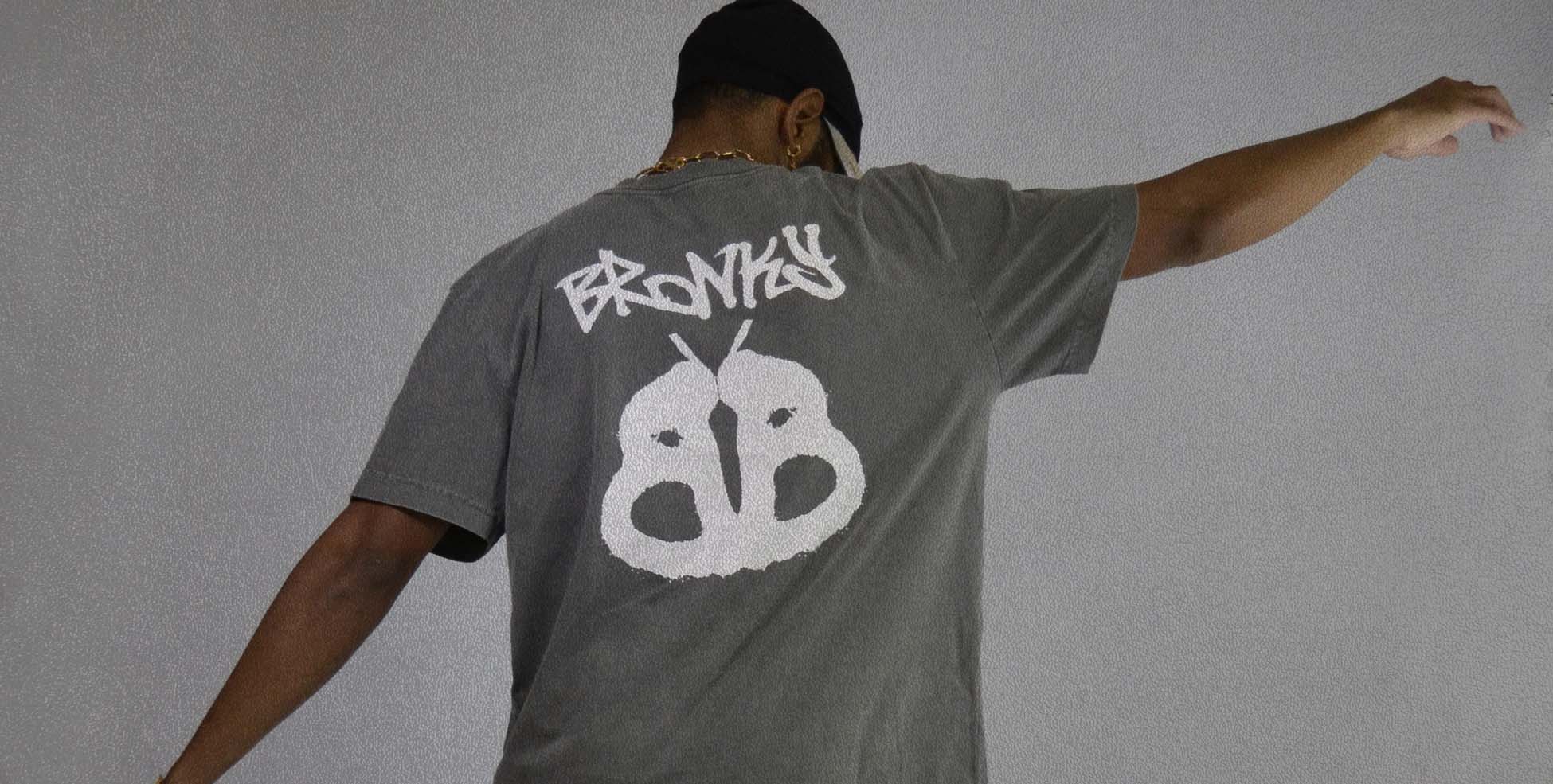 CAMISETA-ESTONADA-CINZA.jpg